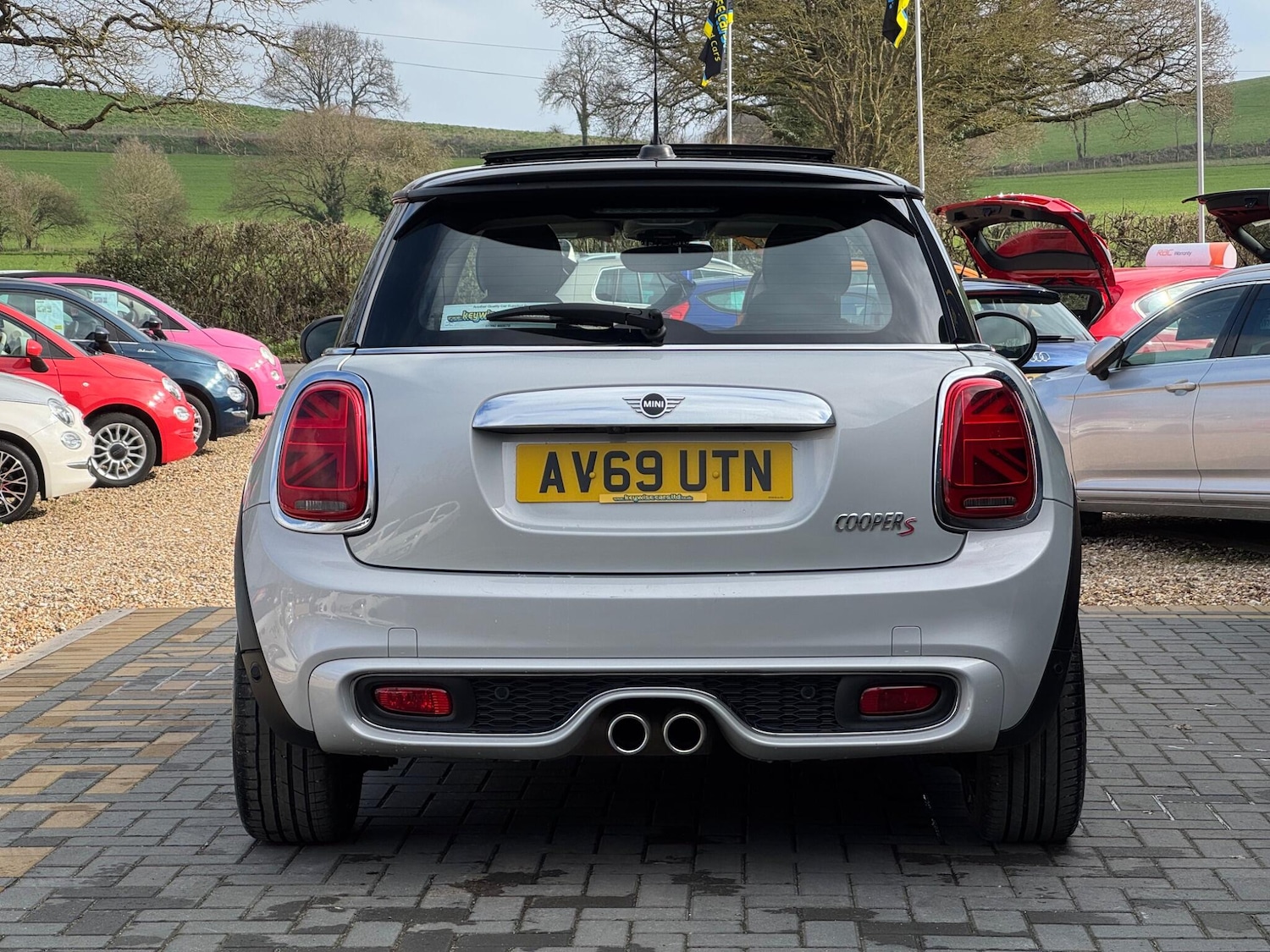 Used MINI Hatch 2019 for sale - 77737613: Photo 4