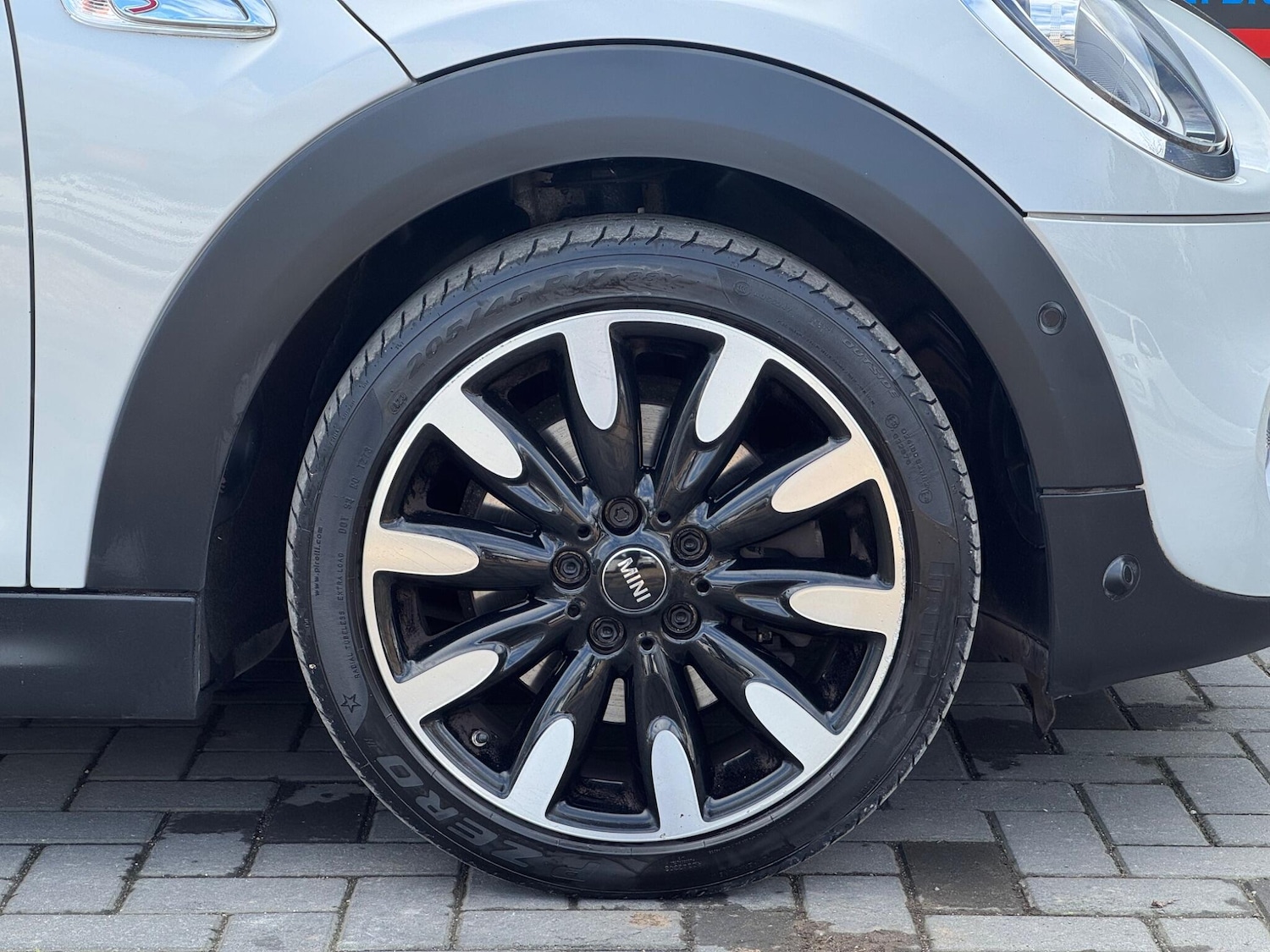 Used MINI Hatch 2019 for sale - 77737613: Photo 9