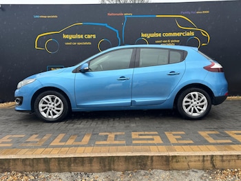 Used Renault Megane 2014 for sale - 77852923: Photo