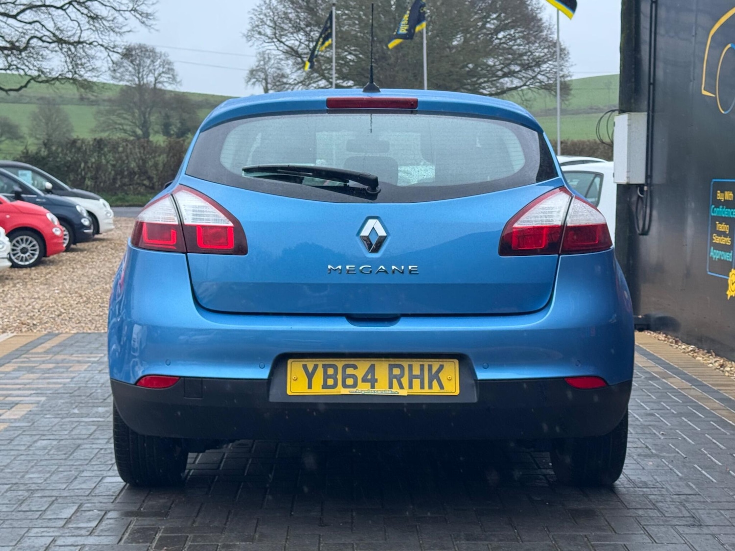 Used Renault Megane 2014 for sale - 77852923: Photo 4