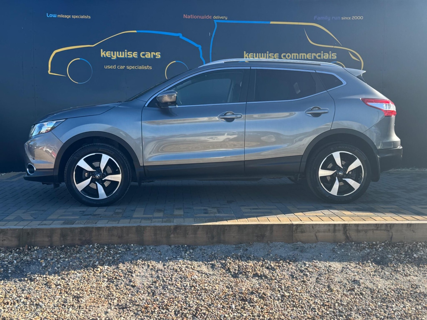 Used Nissan Qashqai 2016 for sale - 77940584: Photo 2