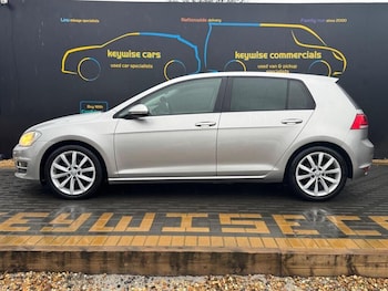Used Volkswagen Golf 2016 for sale - 78491805: Photo