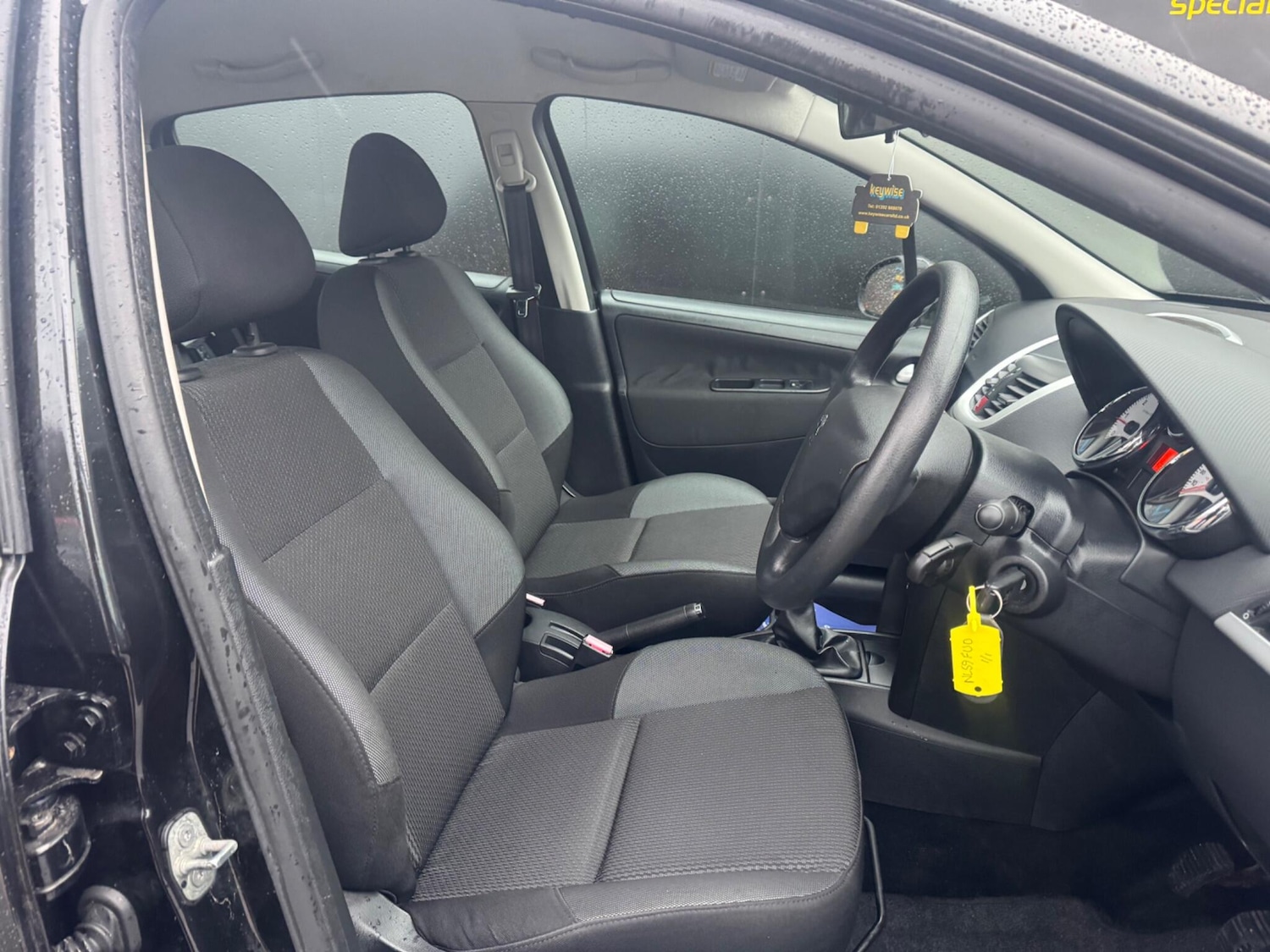 Used Peugeot 207 2009 for sale - 77267705: Photo 17