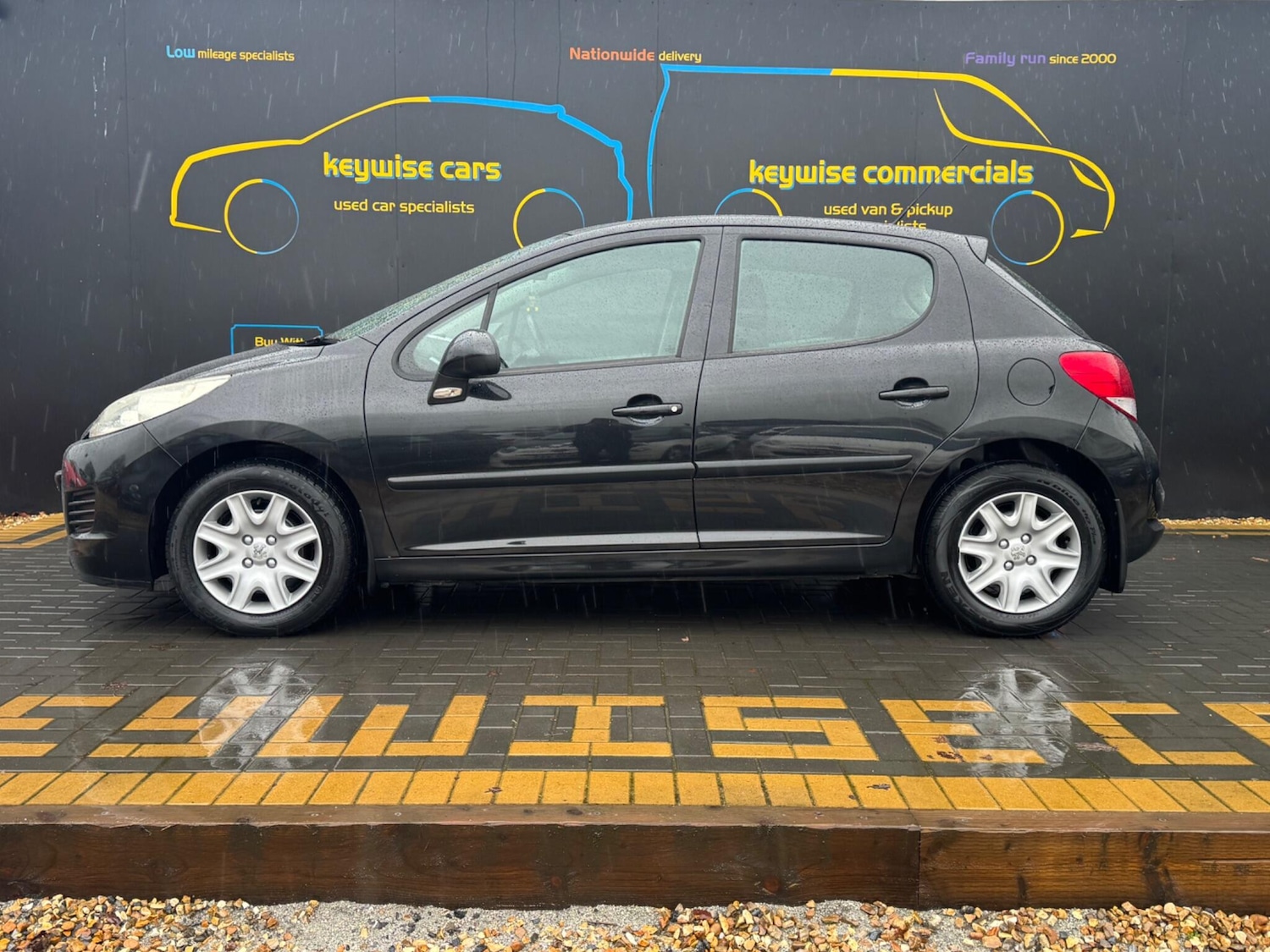 Used Peugeot 207 2009 for sale - 77267705: Photo 2