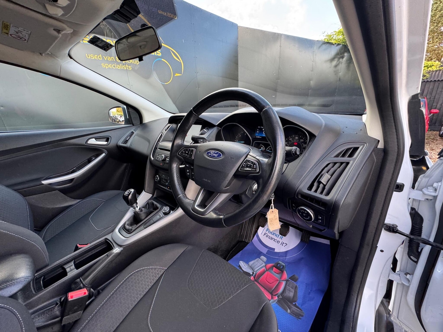 Used Ford Focus for sale - 76995779: Photo 18