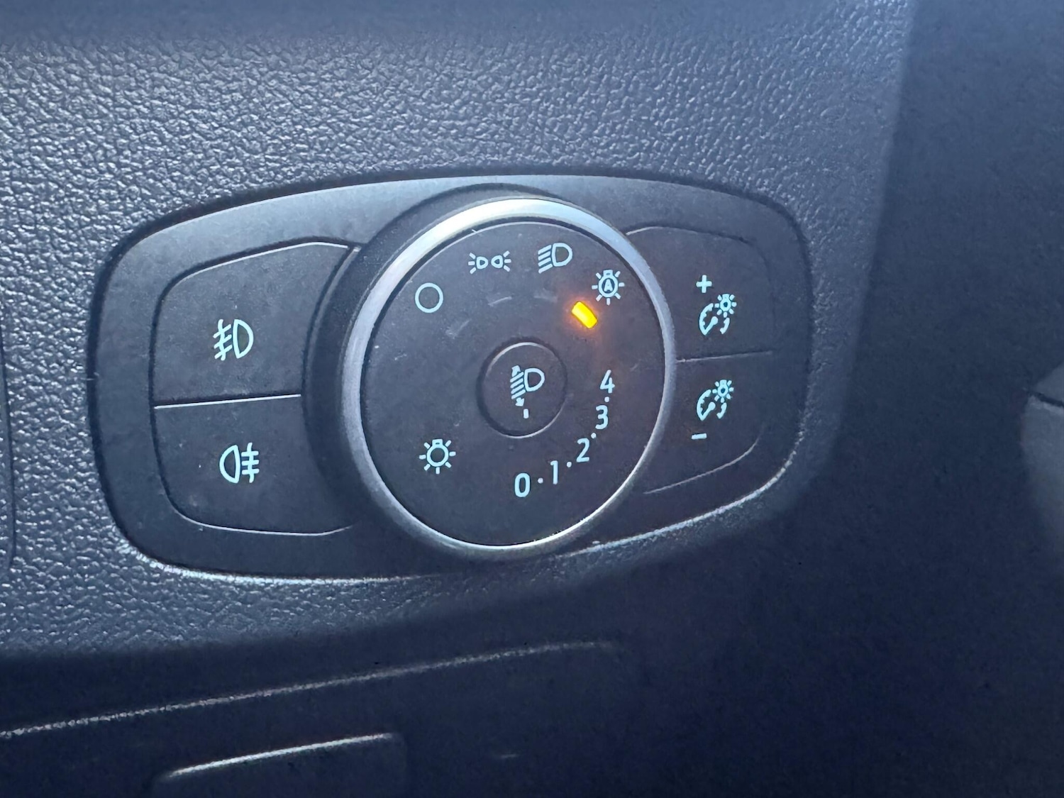 Used Ford Focus 2020 for sale - 77509786: Photo 35