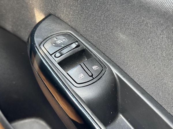 Used Vauxhall Corsa 2019 for sale - 75552106: Photo 29