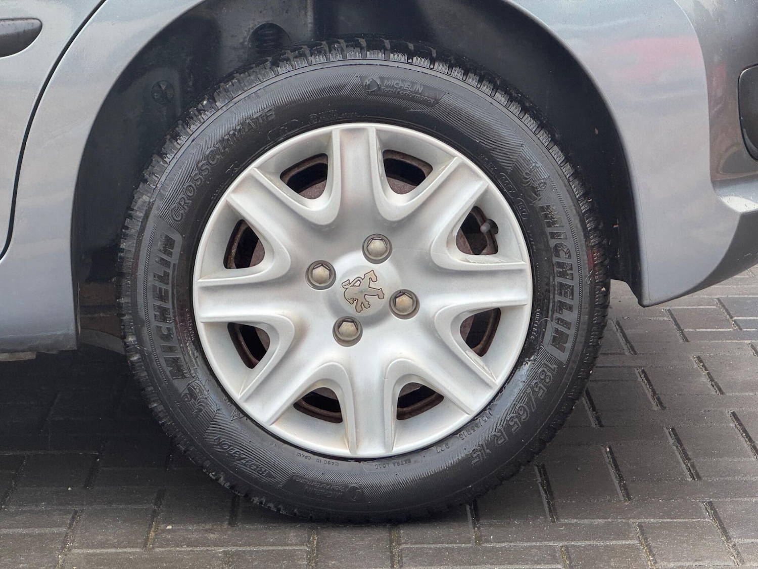 Used Peugeot 207 2010 for sale - 76620533: Photo 14