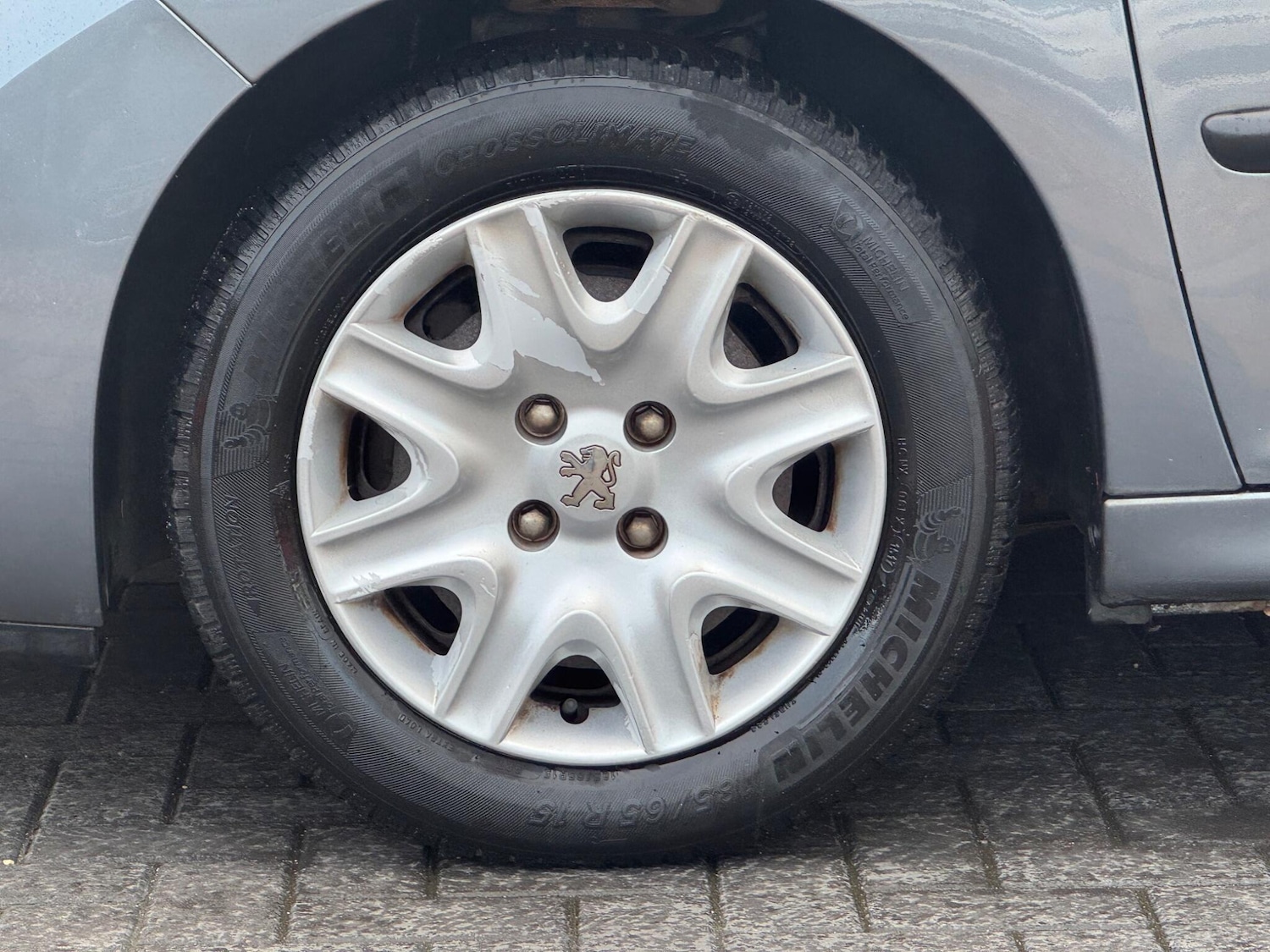 Used Peugeot 207 2010 for sale - 76620533: Photo 15