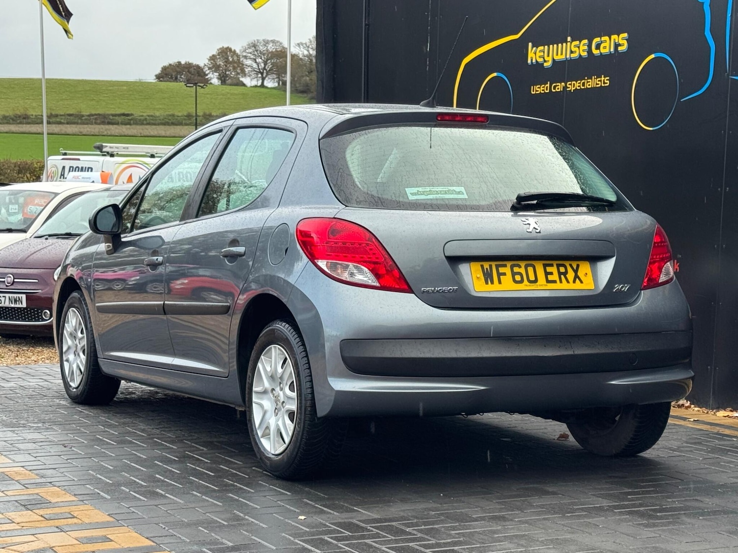 Used Peugeot 207 2010 for sale - 76620533: Photo 3