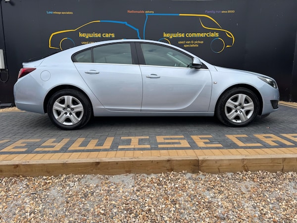 Used Vauxhall Insignia 2015 for sale - 75647146: Photo 13