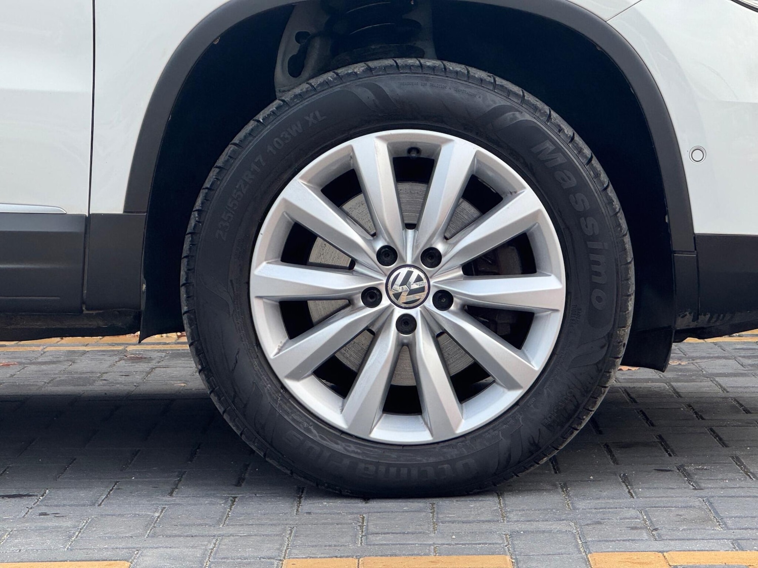 Used Volkswagen Tiguan 2013 for sale - 76485114: Photo 10