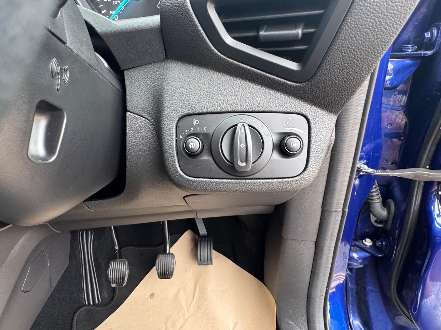 Vehicle 27