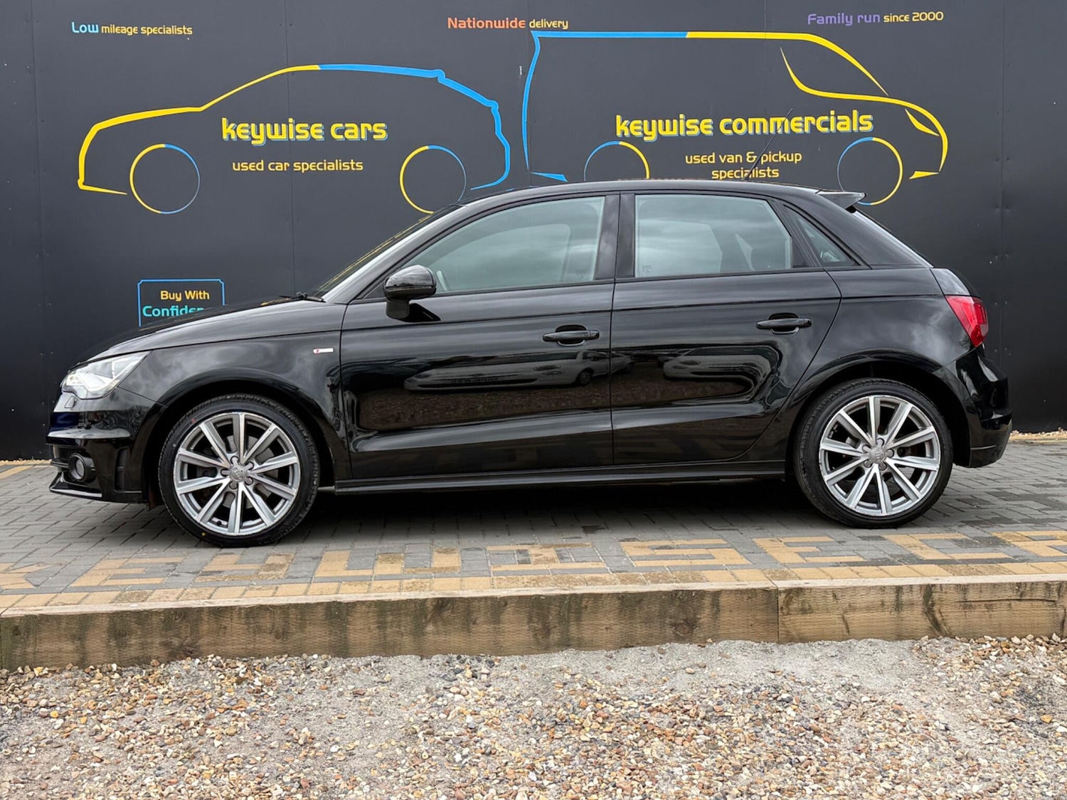 Used Audi A1 2015 for sale - 78101366: Photo 2