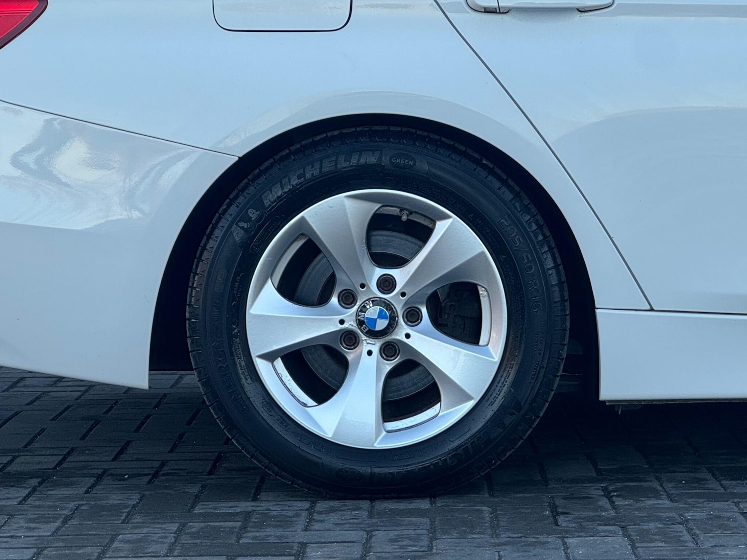 Used BMW 3 Series for sale - 76701661: Photo 9