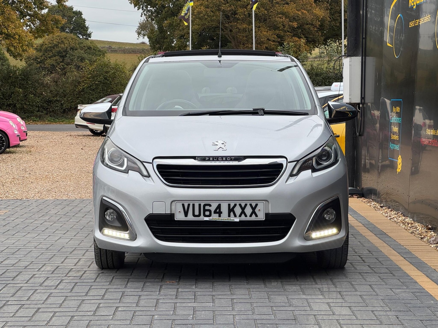 Used Peugeot 108 2014 for sale - 76283979: Photo 15