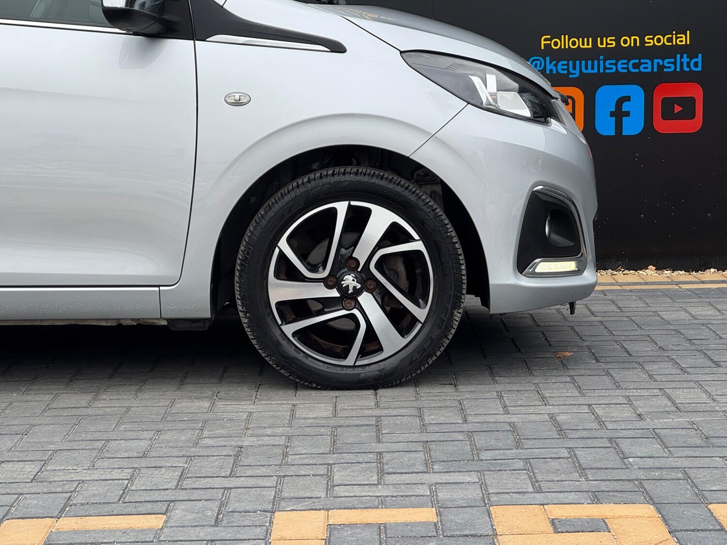 Used Peugeot 108 2014 for sale - 76283979: Photo 16