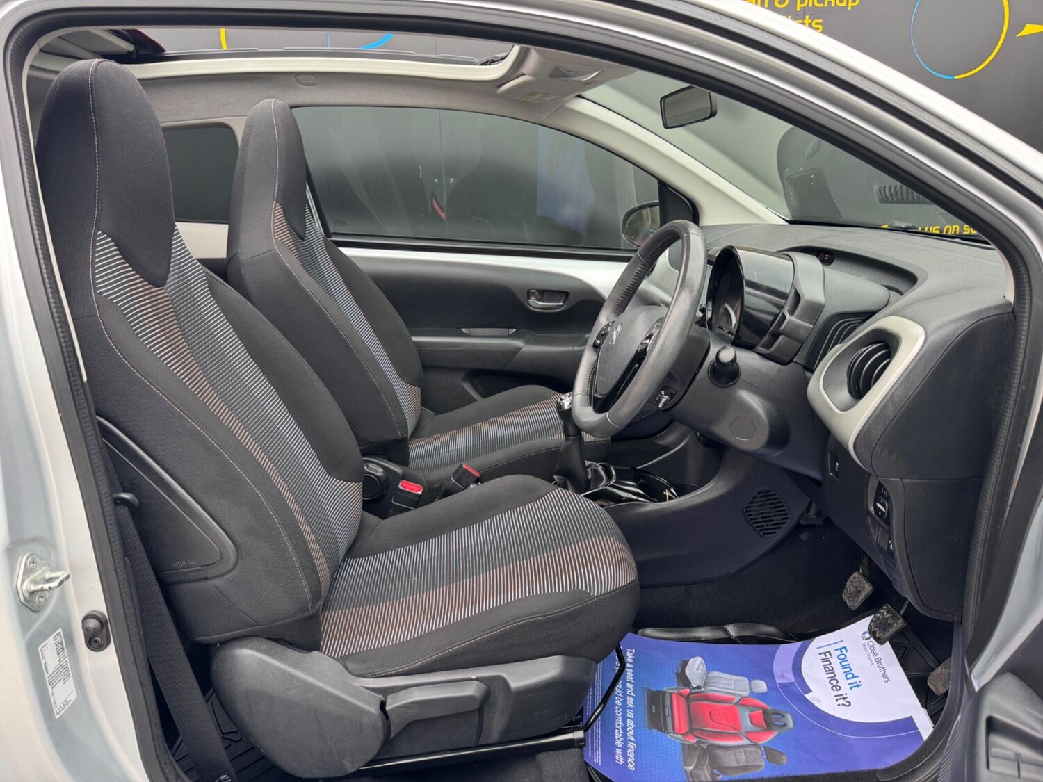 Used Peugeot 108 2014 for sale - 76283979: Photo 18