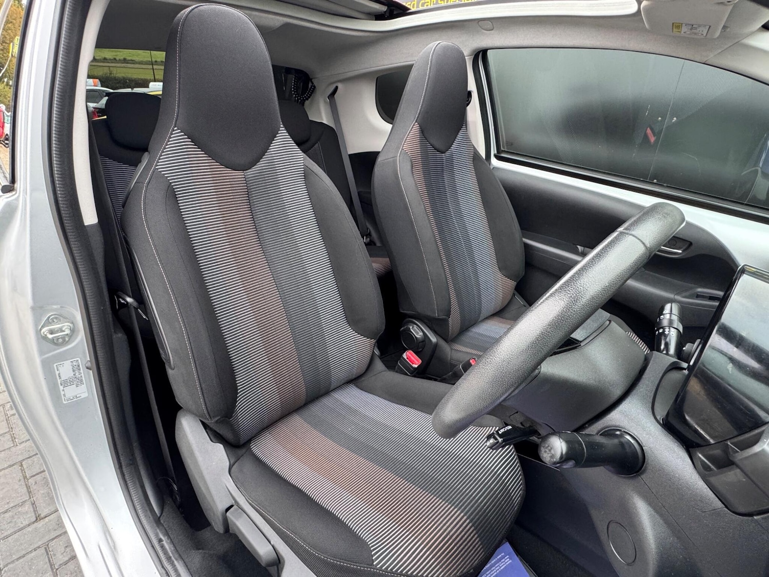 Used Peugeot 108 2014 for sale - 76283979: Photo 19