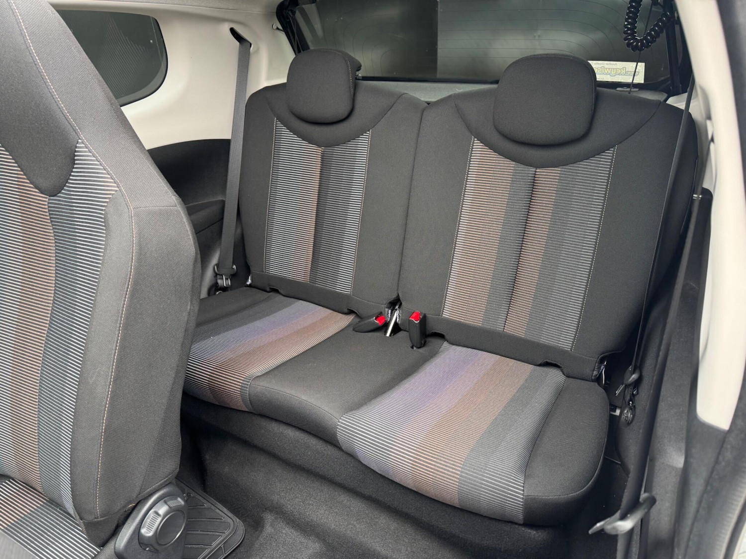 Used Peugeot 108 2014 for sale - 76283979: Photo 9