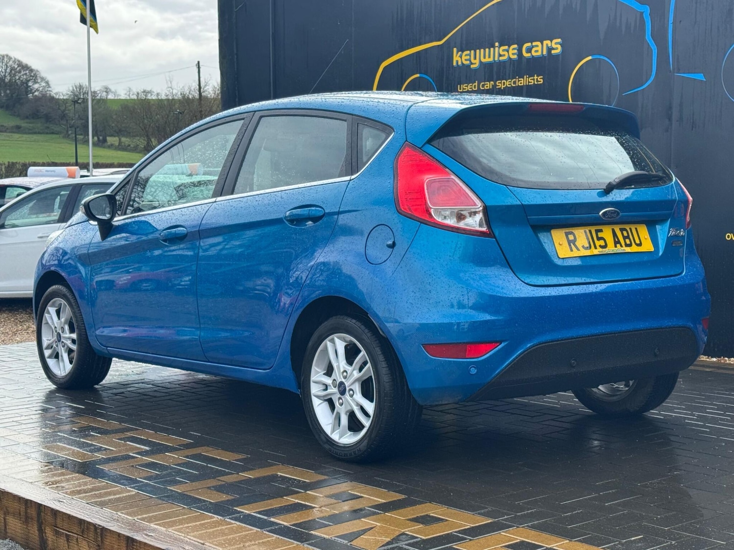 Used Ford Fiesta 2015 for sale - 77882365: Photo 3