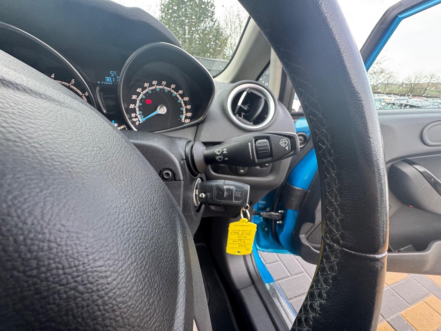 Used Ford Fiesta 2015 for sale - 77882365: Photo 31