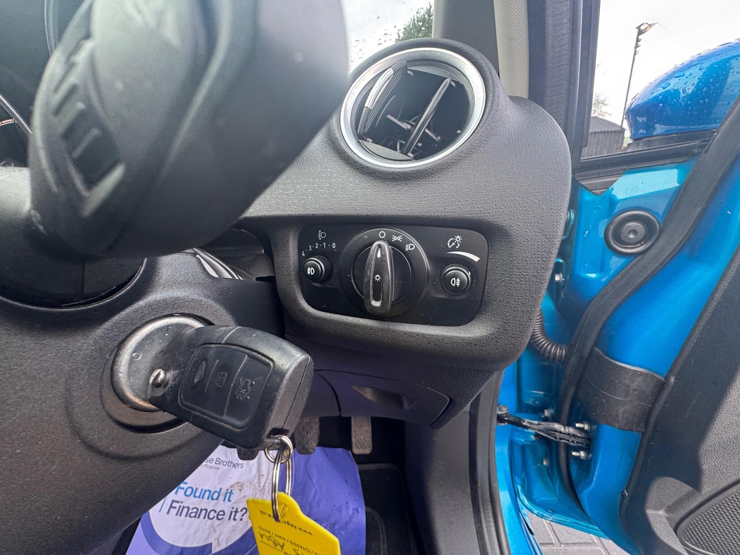 Used Ford Fiesta 2015 for sale - 77882365: Photo 36