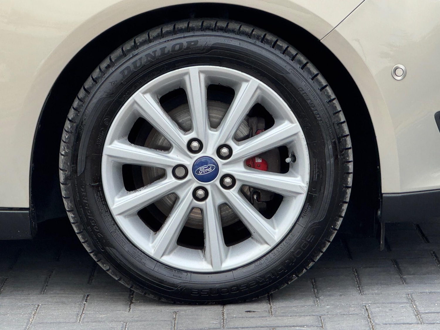 Used Ford Focus 2015 for sale - 76270278: Photo 11