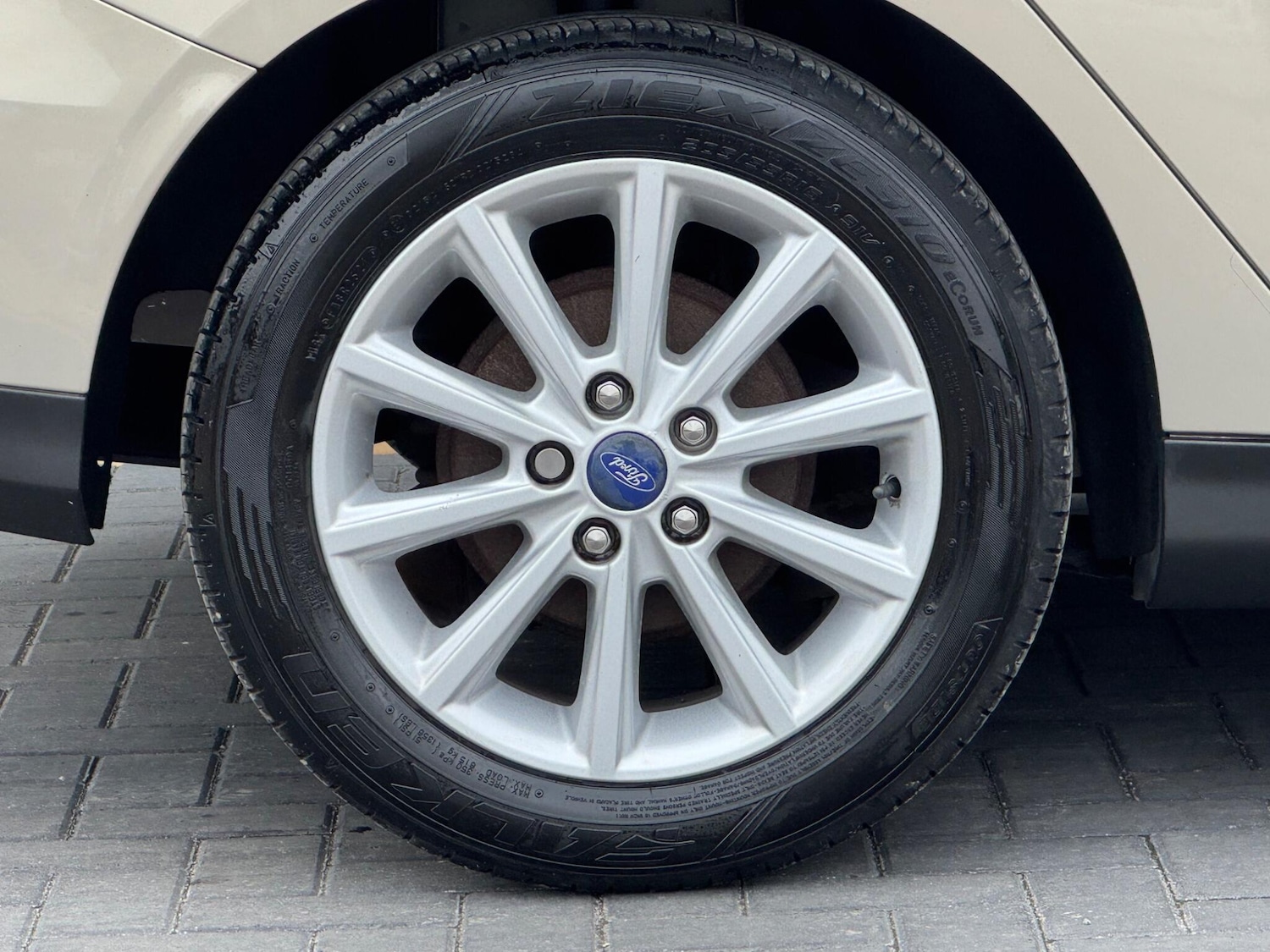 Used Ford Focus 2015 for sale - 76270278: Photo 13