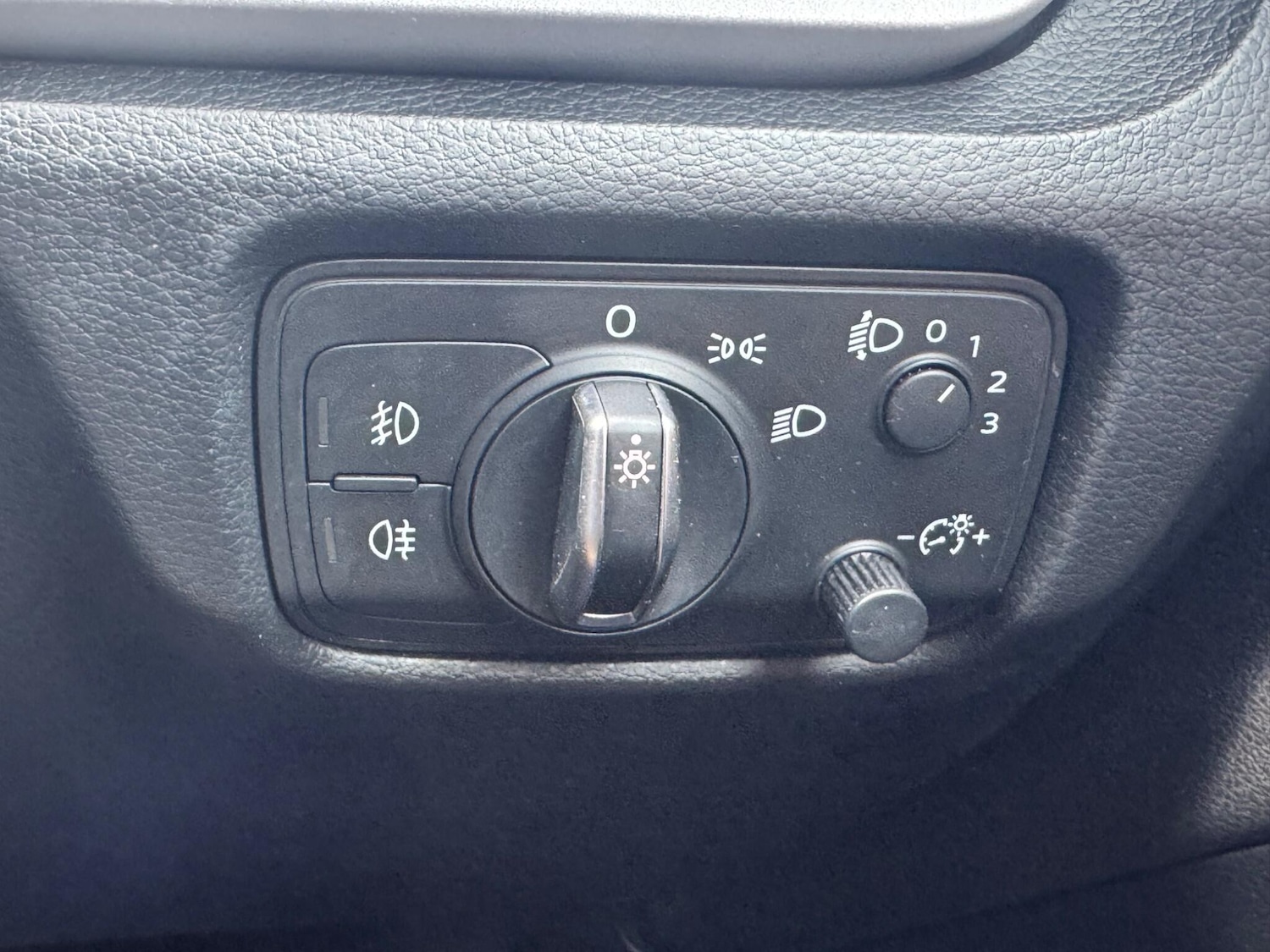 Used Audi A3 2016 for sale - 77882458: Photo 31