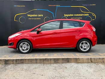 Used Ford Fiesta 2014 for sale - 79316296: Photo