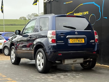 Used Suzuki Grand Vitara 2011 for sale - 78245649: Photo