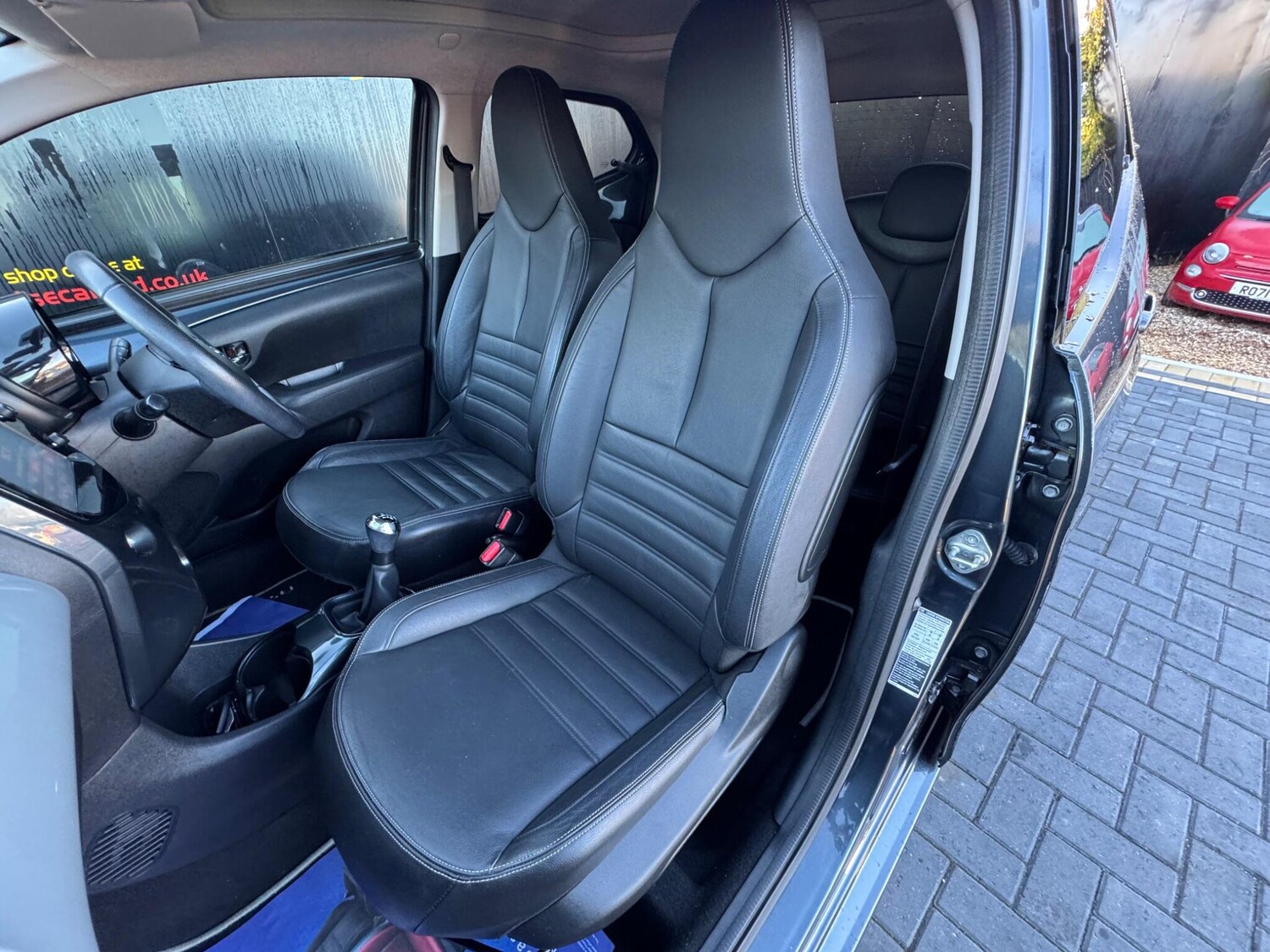 Used Toyota AYGO 2016 for sale - 76633969: Photo 24