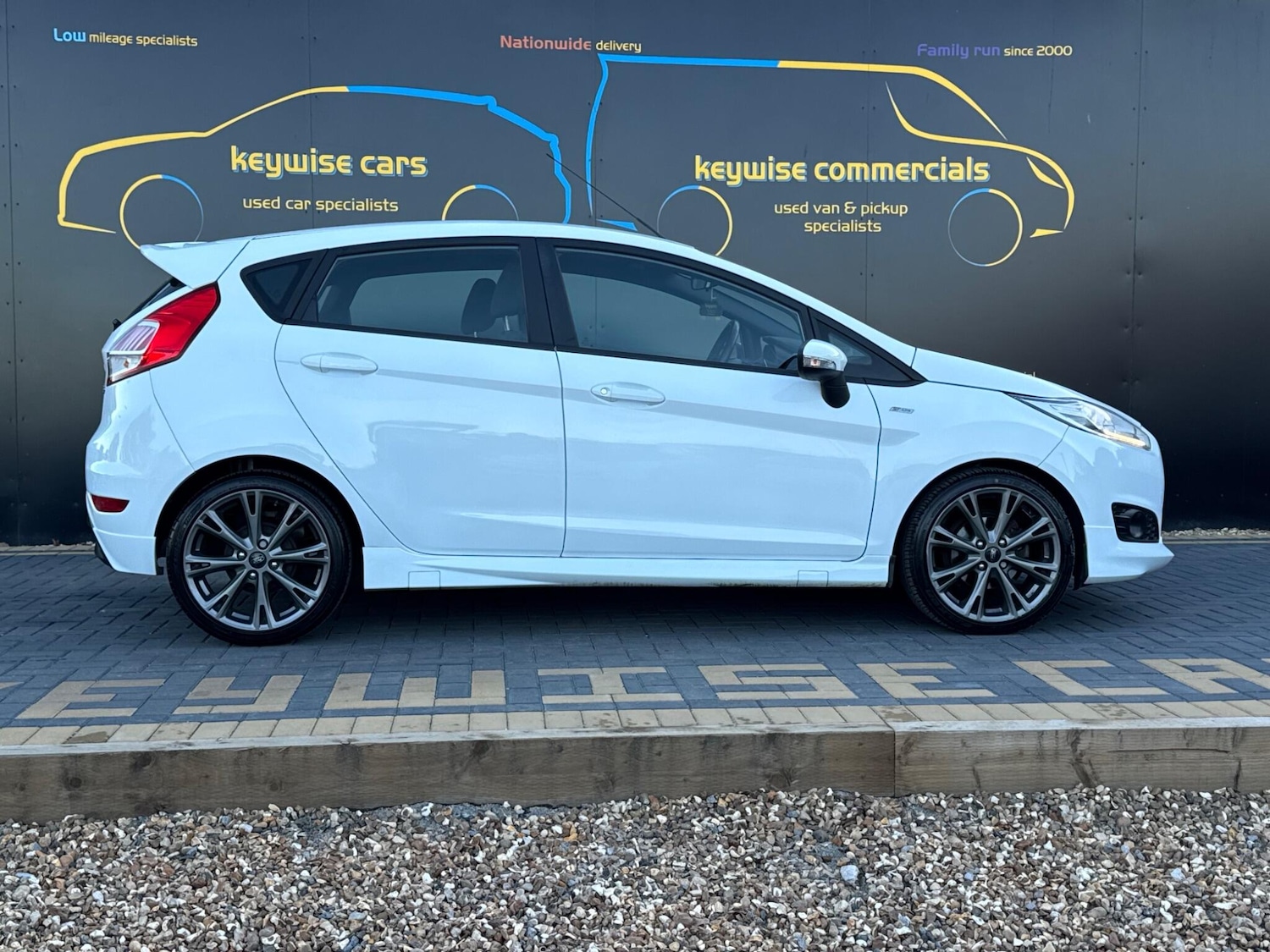 Used Ford Fiesta 2017 for sale - 76644856: Photo 6