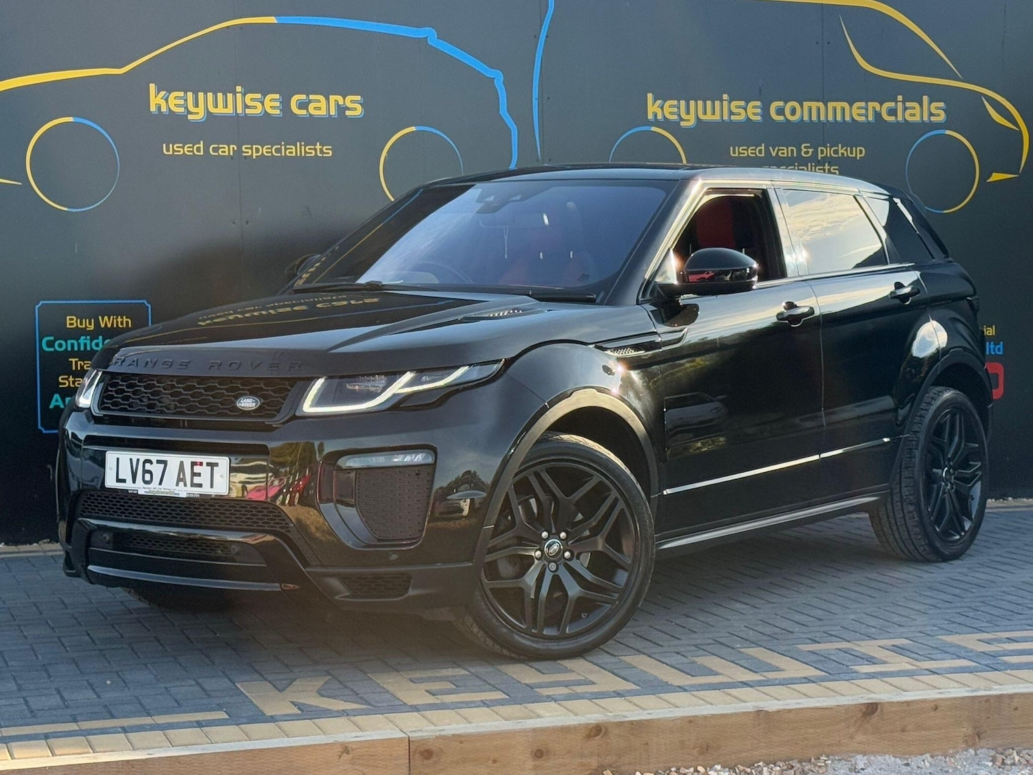 Used Land Rover Range Rover Evoque 2017 for sale - 76137202: Photo 1