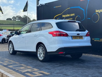 Used Ford Focus 2017 for sale - 76389248: Photo