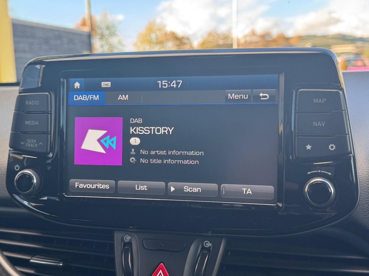 Used Hyundai i30 2018 for sale - 76572101: Photo 33