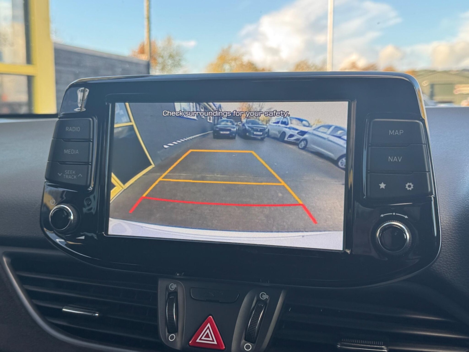 Used Hyundai i30 2018 for sale - 76572101: Photo 36