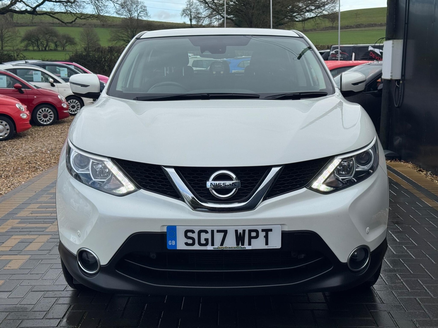 Used Nissan Qashqai 2017 for sale - 77537601: Photo 10