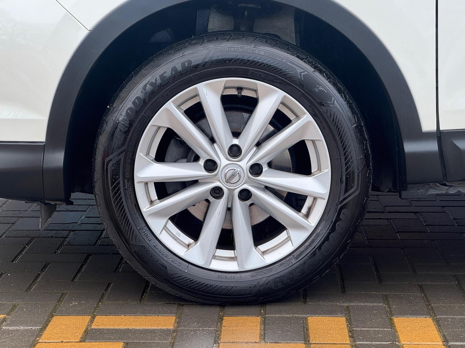 Used Nissan Qashqai 2017 for sale - 77537601: Photo 14