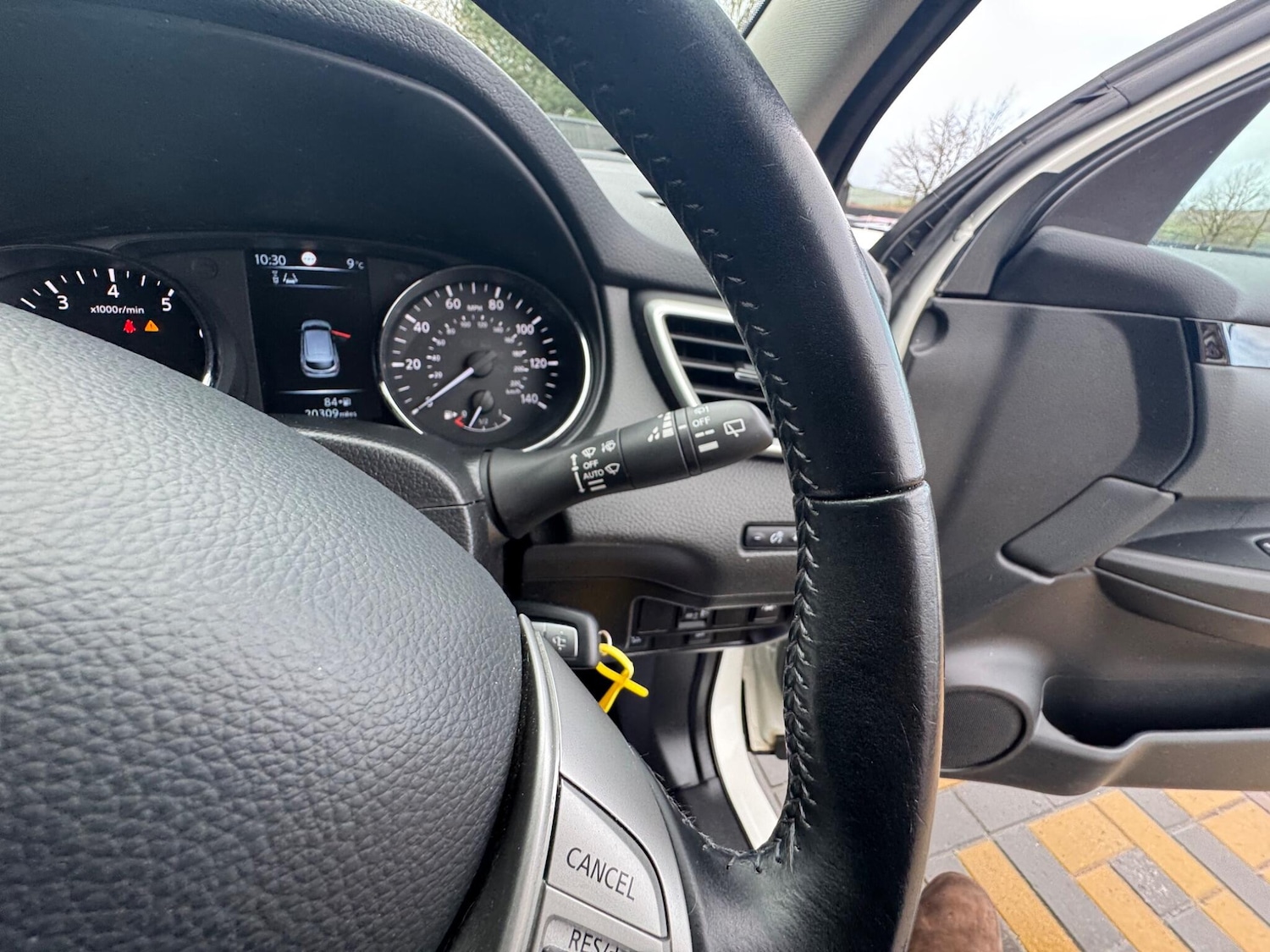 Used Nissan Qashqai 2017 for sale - 77537601: Photo 31