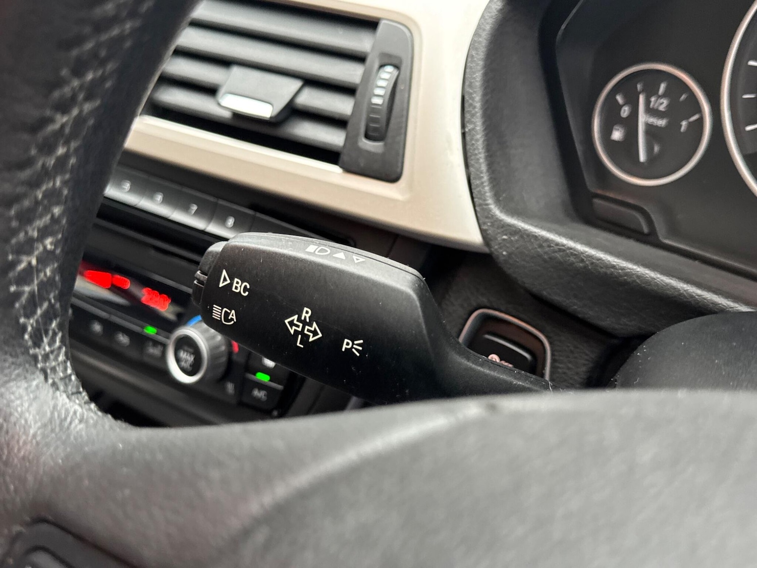 Used BMW 3 Series 2014 for sale - 76513186: Photo 33