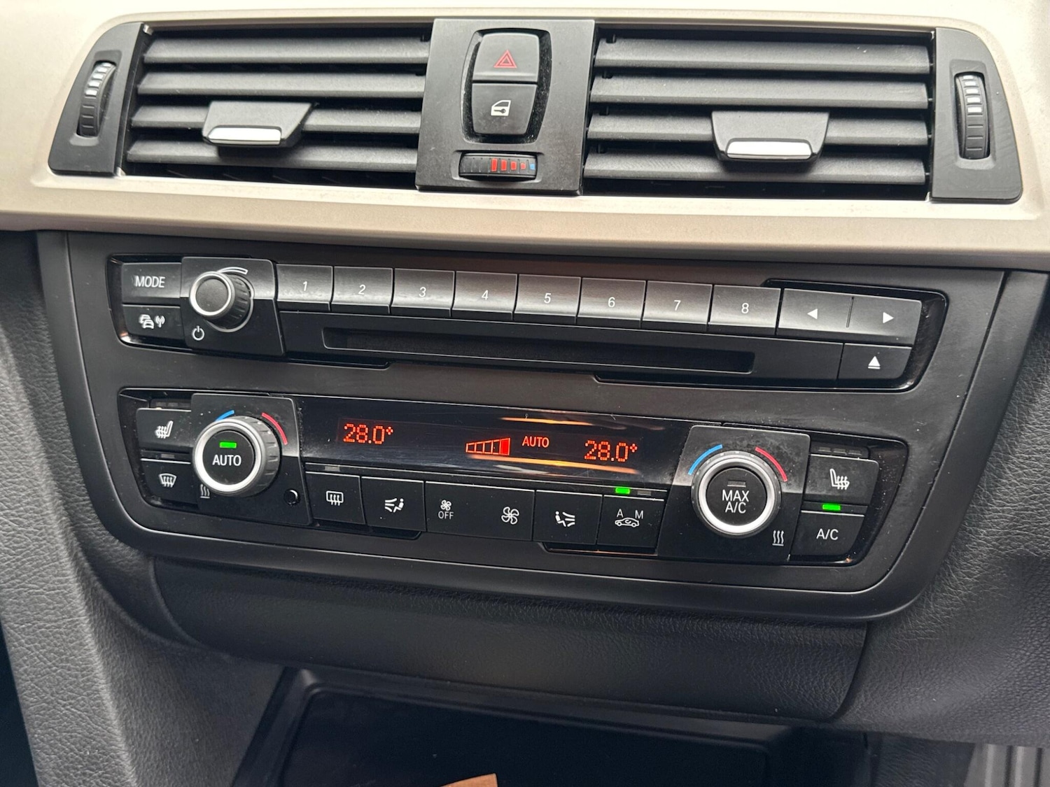 Used BMW 3 Series 2014 for sale - 76513186: Photo 39