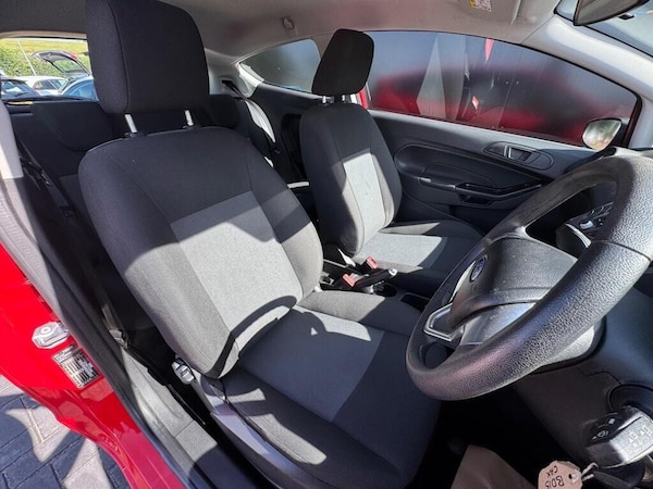 Used Ford Fiesta 2015 for sale - 76200794: Photo 15
