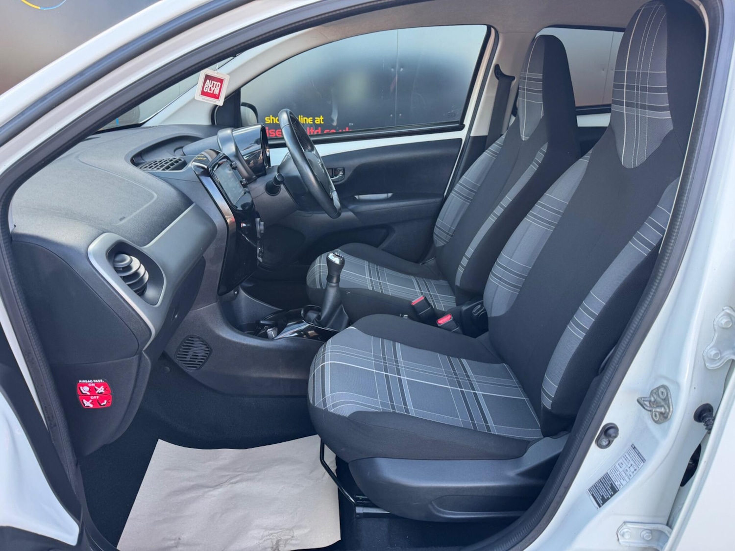 Used Peugeot 108 2016 for sale - 76634216: Photo 17