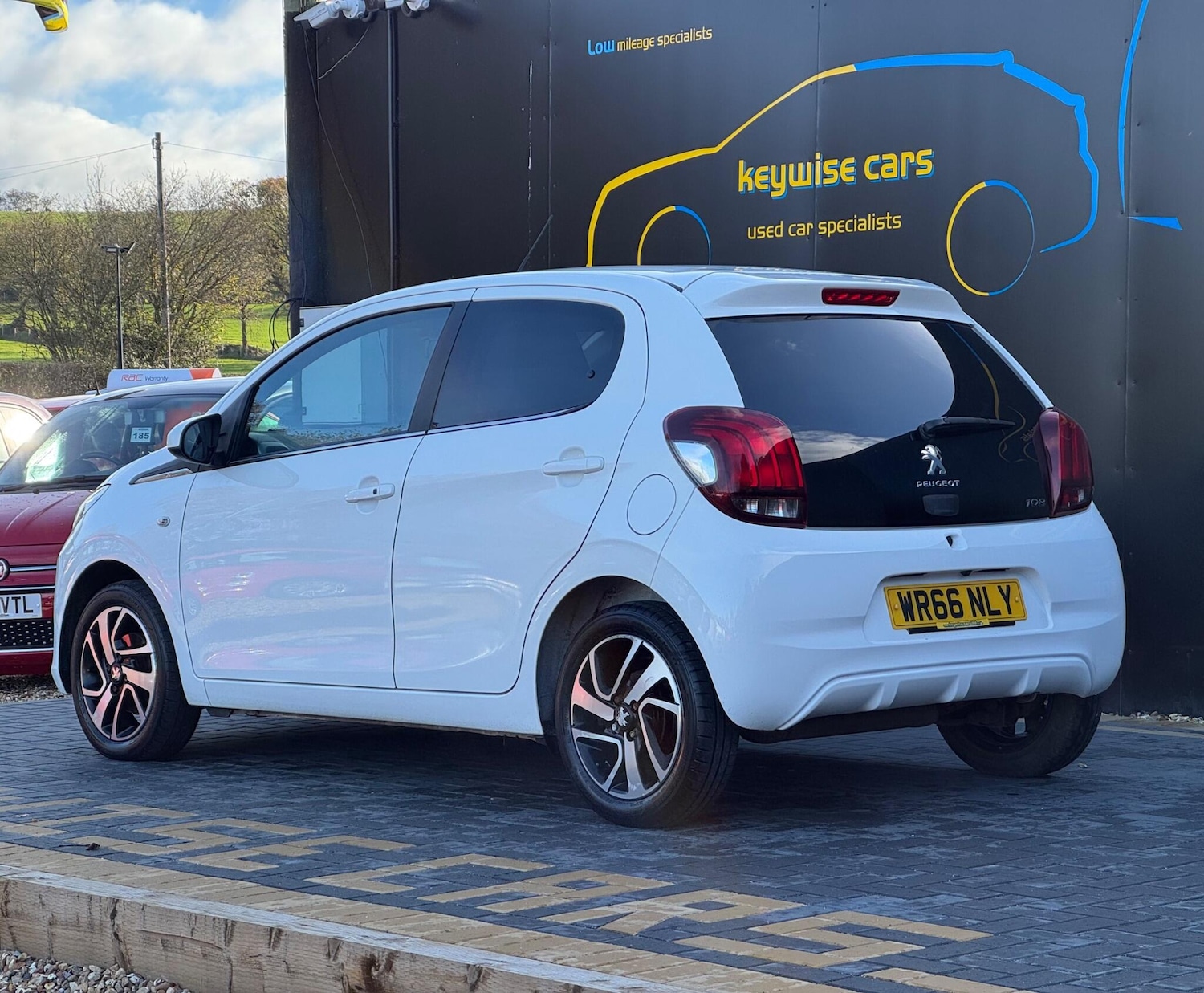 Used Peugeot 108 2016 for sale - 76634216: Photo 3