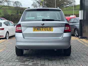 Used Skoda Fabia 2018 for sale - 77682931: Photo