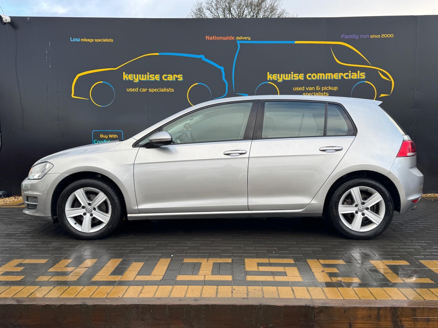 Used Volkswagen Golf 2015 for sale - 77386521: Photo 2