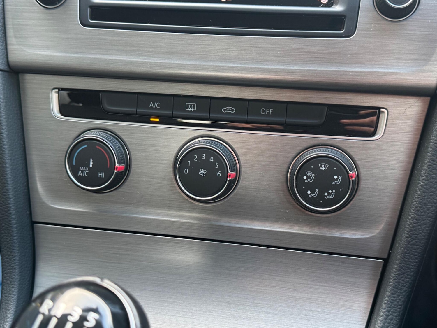 Used Volkswagen Golf 2015 for sale - 77386521: Photo 31