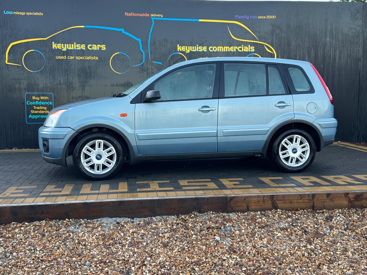 Used Ford Fusion for sale - 77015664: Photo 2